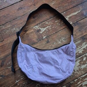 BAGGU Medium Crescent Crossbody